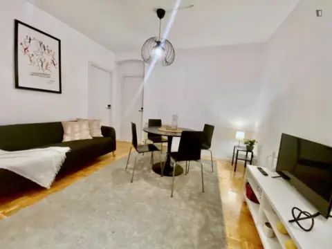 Habitación en Castellana