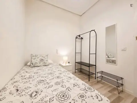 Habitación en Embajadores-Lavapiés