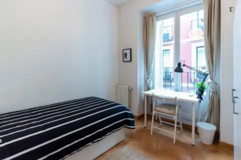 Habitación en Embajadores-Lavapiés
