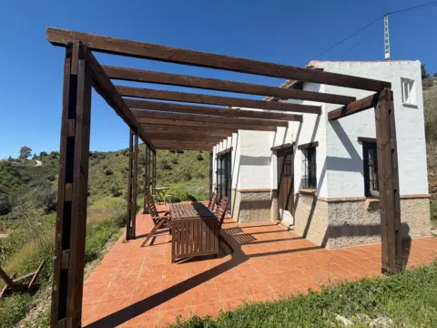 Casa rústica en calle Terrenos Paraje de La Torre