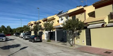 Chalet adosado en calle Oslo