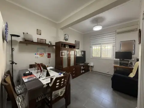 Piso en calle de Jorge Guillén