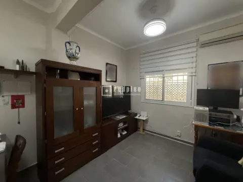 Piso en calle de Jorge Guillén