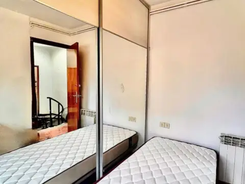 Habitación en El Camp de l'Arpa del Clot