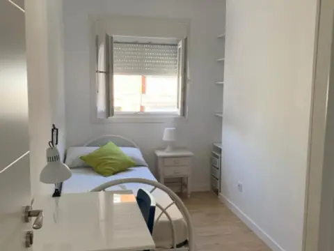 Habitación en Puerta del Ángel