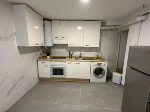 Habitación en Embajadores-Lavapiés