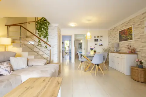 Chalet adosado en calle de los Jardines de Nivaria