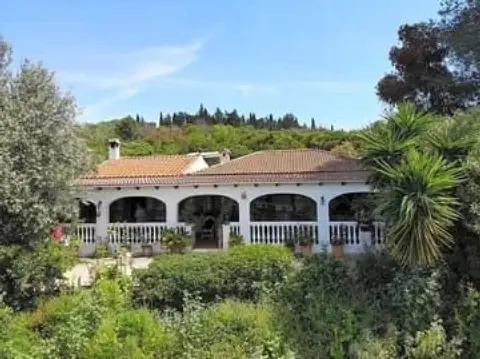 Casa en calle Camino  Montenegral Alto