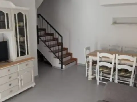 Chalet adosado en calle calle Jara