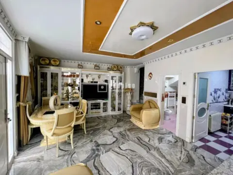 Chalet en Madrid, Zona de - Carabanchel