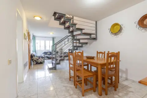 Chalet adosado en calle Manuel Borges Cedrés