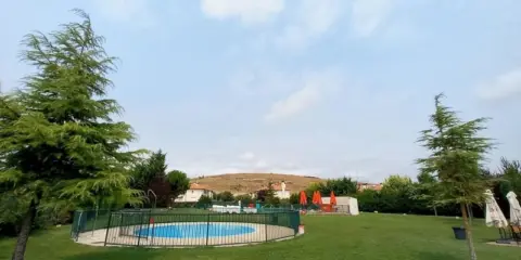 Chalet adosado en calle calle Santillan