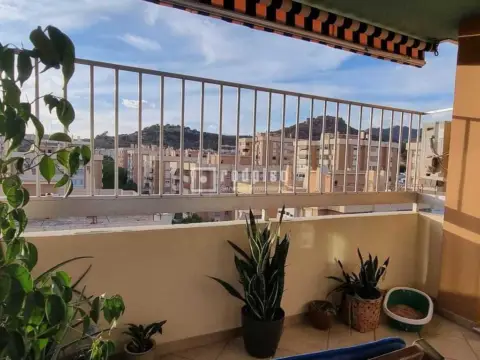 Piso en Málaga, Zona de - Área Martiricos La Roca, Distrito - Martiricos La Roca