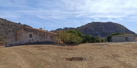 Terreno en Camino de los Almendrales