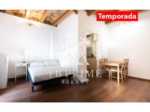 Estudio en El Poble-sec