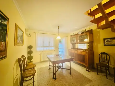 Casa adosada en Los Milagros-La Corchera