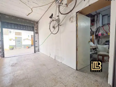 Local comercial en calle de Pizarro