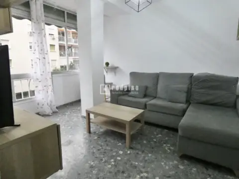 Piso en Alameda de los Capuchinos