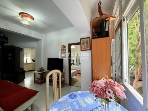 Piso en calle de Jorge Guillén