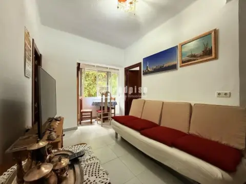 Piso en calle de Jorge Guillén