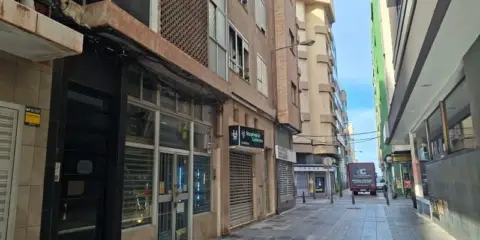 Local comercial en calle Hierro