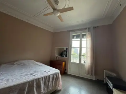 Habitación en Sant Pere-Santa Caterina-La Ribera