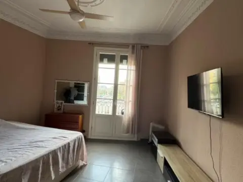 Habitación en Sant Pere-Santa Caterina-La Ribera