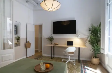 Habitación en Sant Pere-Santa Caterina-La Ribera