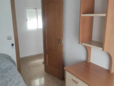 Habitación en Zona Plaça de la Concòrdia