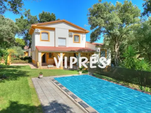 Chalet unifamiliar en Río Tinto-Aldea Moret-La Cañada
