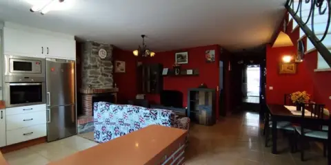 Chalet adosado en Barrio del Marrón