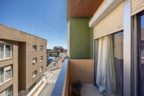 Piso en Algar
