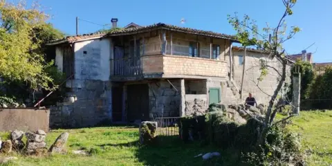 Casa en calle Lugar Hermide