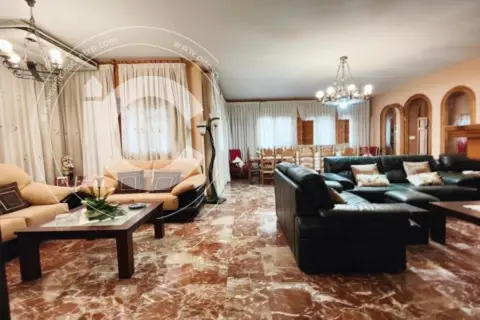 Chalet en Avenida del Genil
