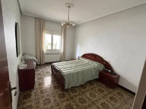 Casa en San Adrián