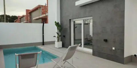 Chalet adosado en calle de José Sanchez Lozano