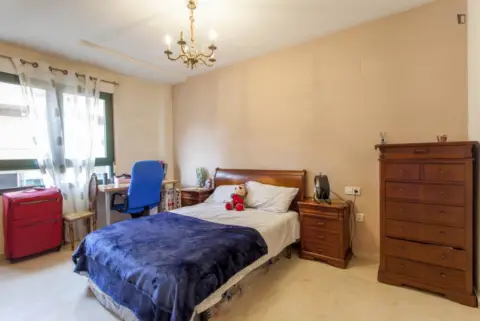 Habitación en Ciutat de les Arts i de les Ciències