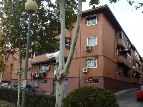 Dúplex en Velilla de San Antonio