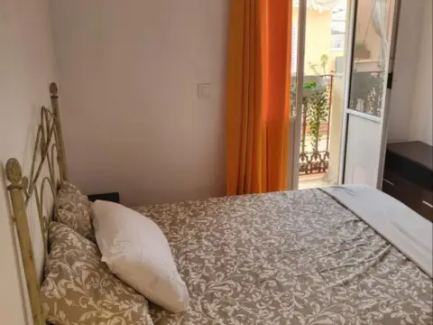 Habitación en Encarnación-Regina