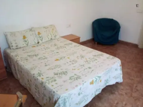 Habitación en El Camp d'en Grassot-Gràcia Nova