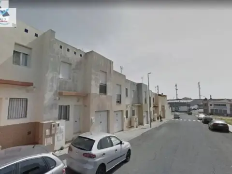 Chalet en calle Coronil
