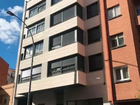 Local comercial en Avenida de Santander