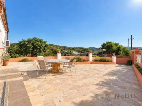 Chalet en Abrera