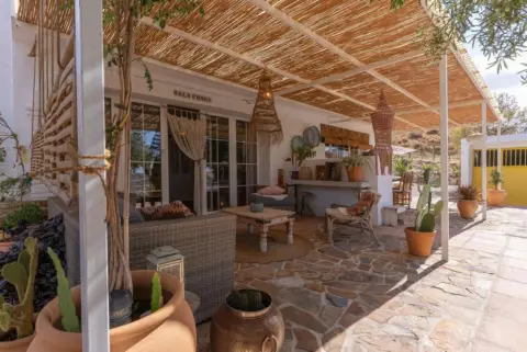Casa rústica en Valle de Abdalajís