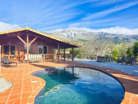 Casa en Sedella