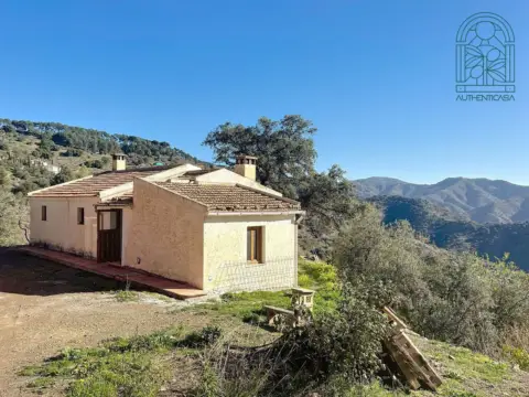 Finca rústica en Comares
