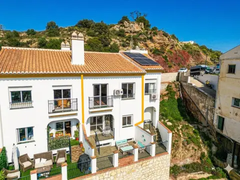 Casa pareada en Almogía