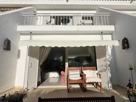 Chalet adosado en Nagüeles Alto