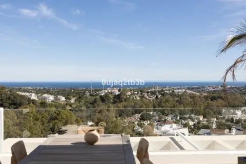 Apartamento en Los Naranjos-Las Brisas