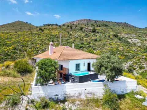 Casa rústica en Vélez de Benaudalla